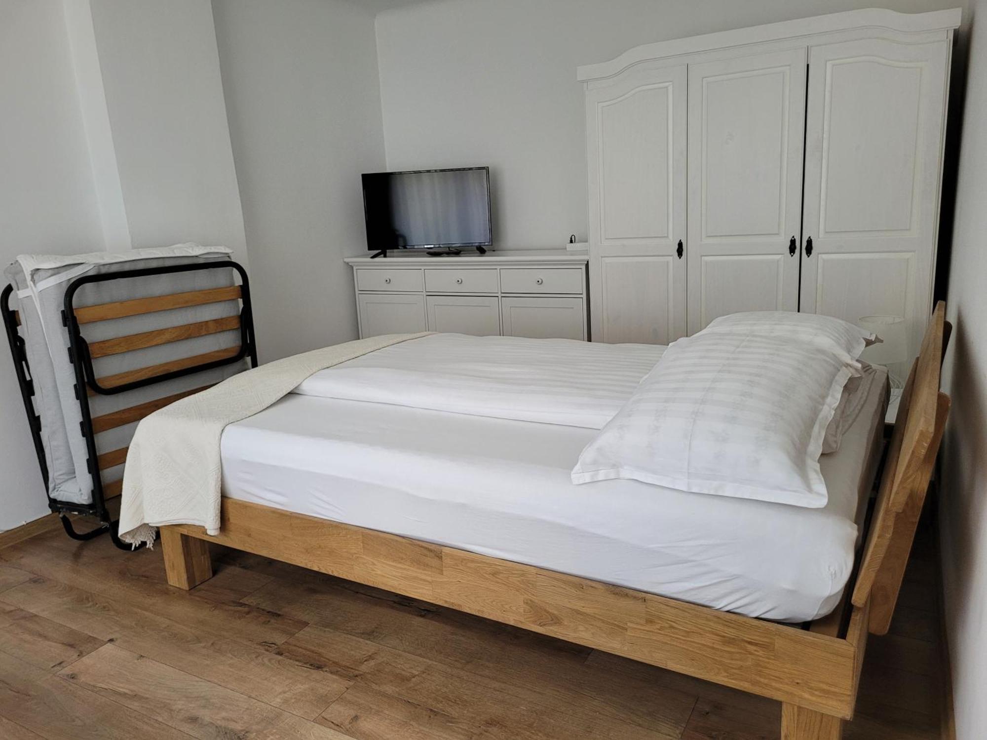 Two-Bedrooms Apt Сибиу Екстериор снимка