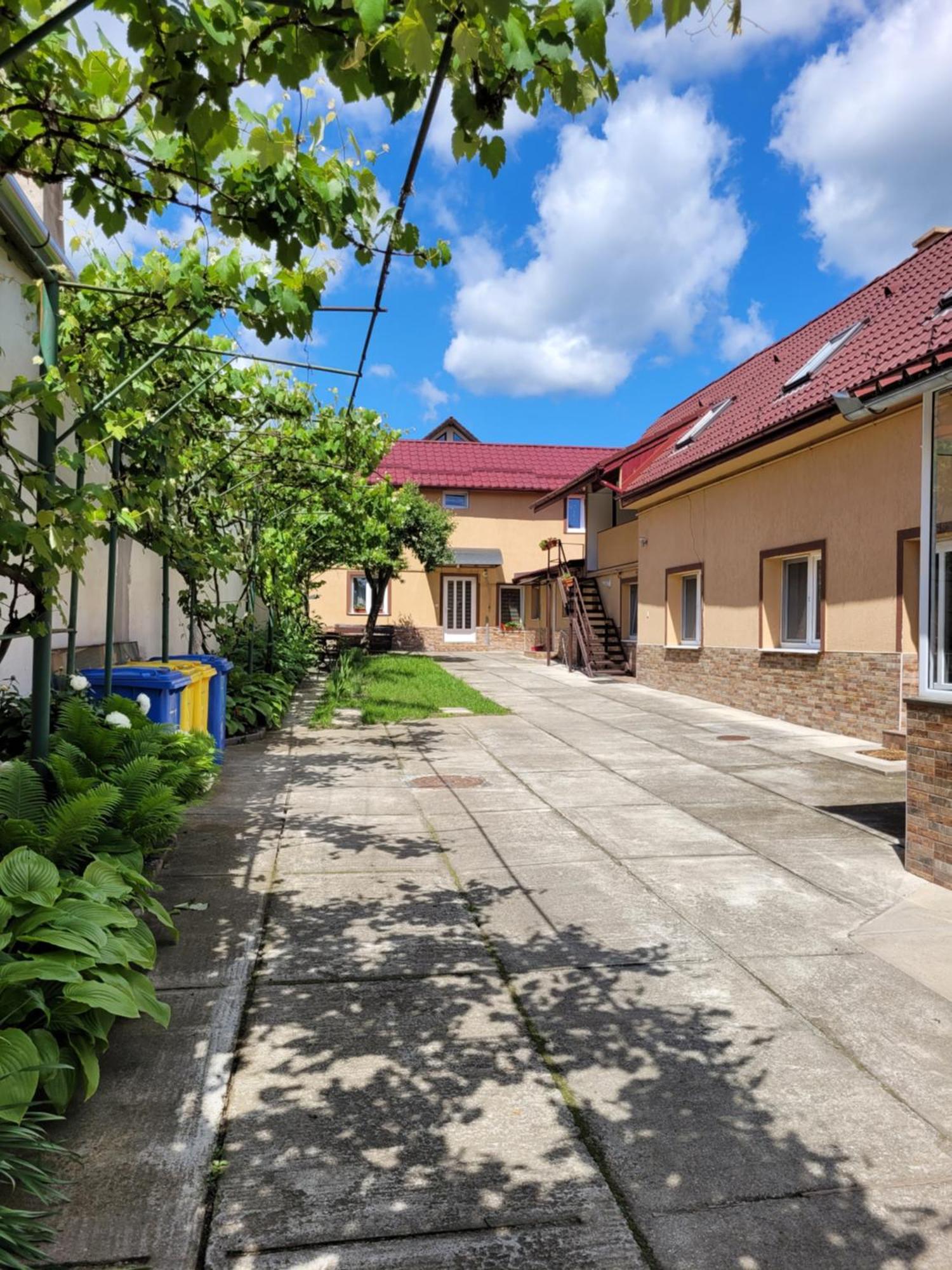 Two-Bedrooms Apt Сибиу Екстериор снимка